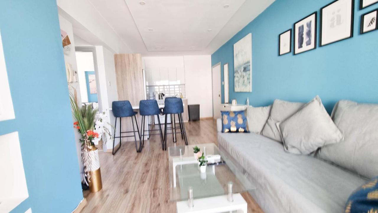 Modern Retreat: 2Br Stylish Apt With Comfy Rooms! Smart Tv With 200Mbps Internet Larnaca Esterno foto